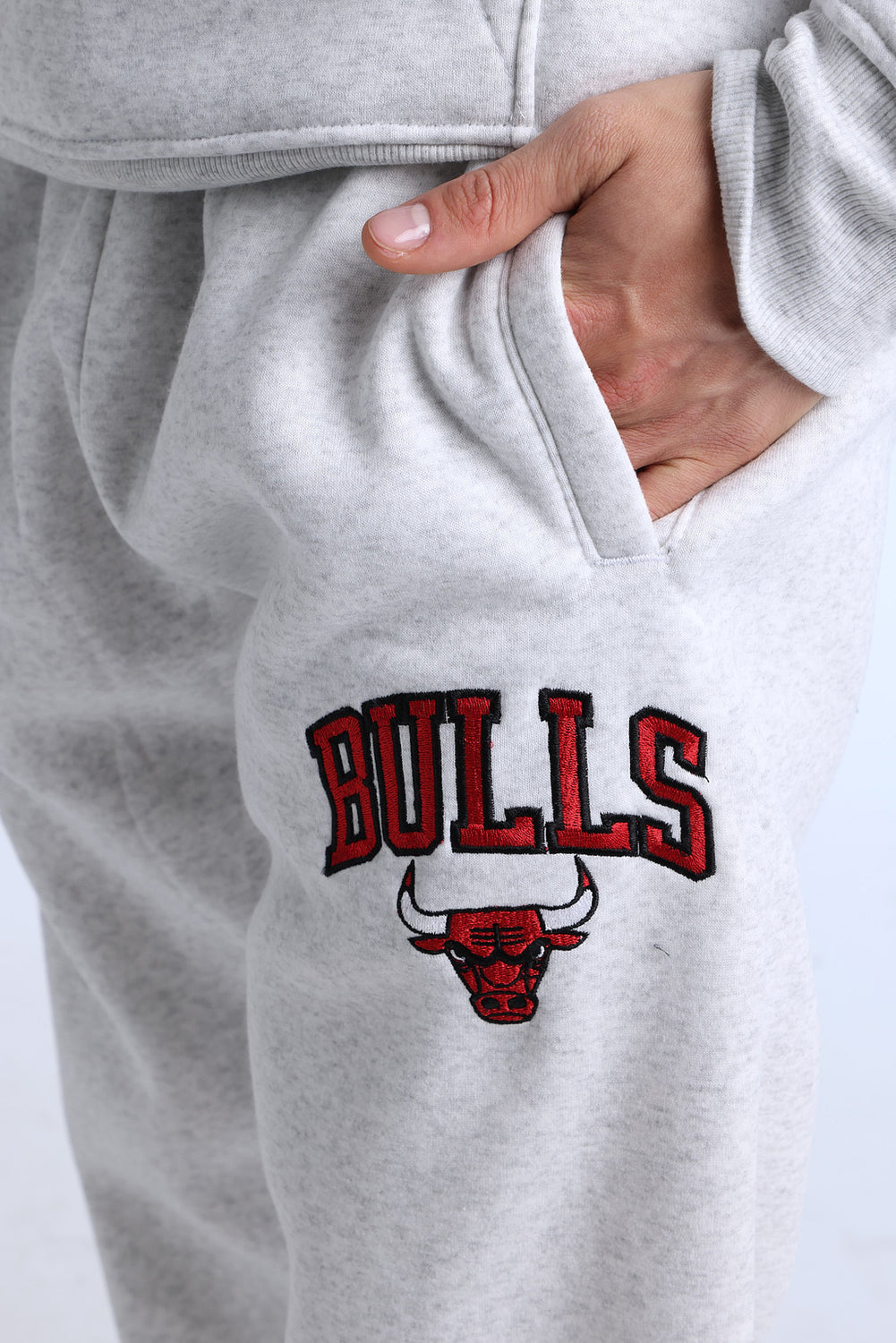 Chicago Bulls Embroidered Sweatpants Chicago Bulls Embroidered Sweatpants