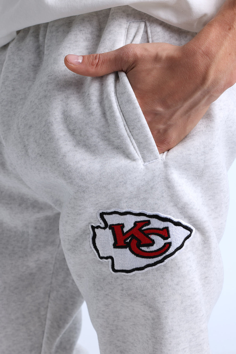 Kansas City Chiefs Embroidered Sweatpants Kansas City Chiefs Embroidered Sweatpants