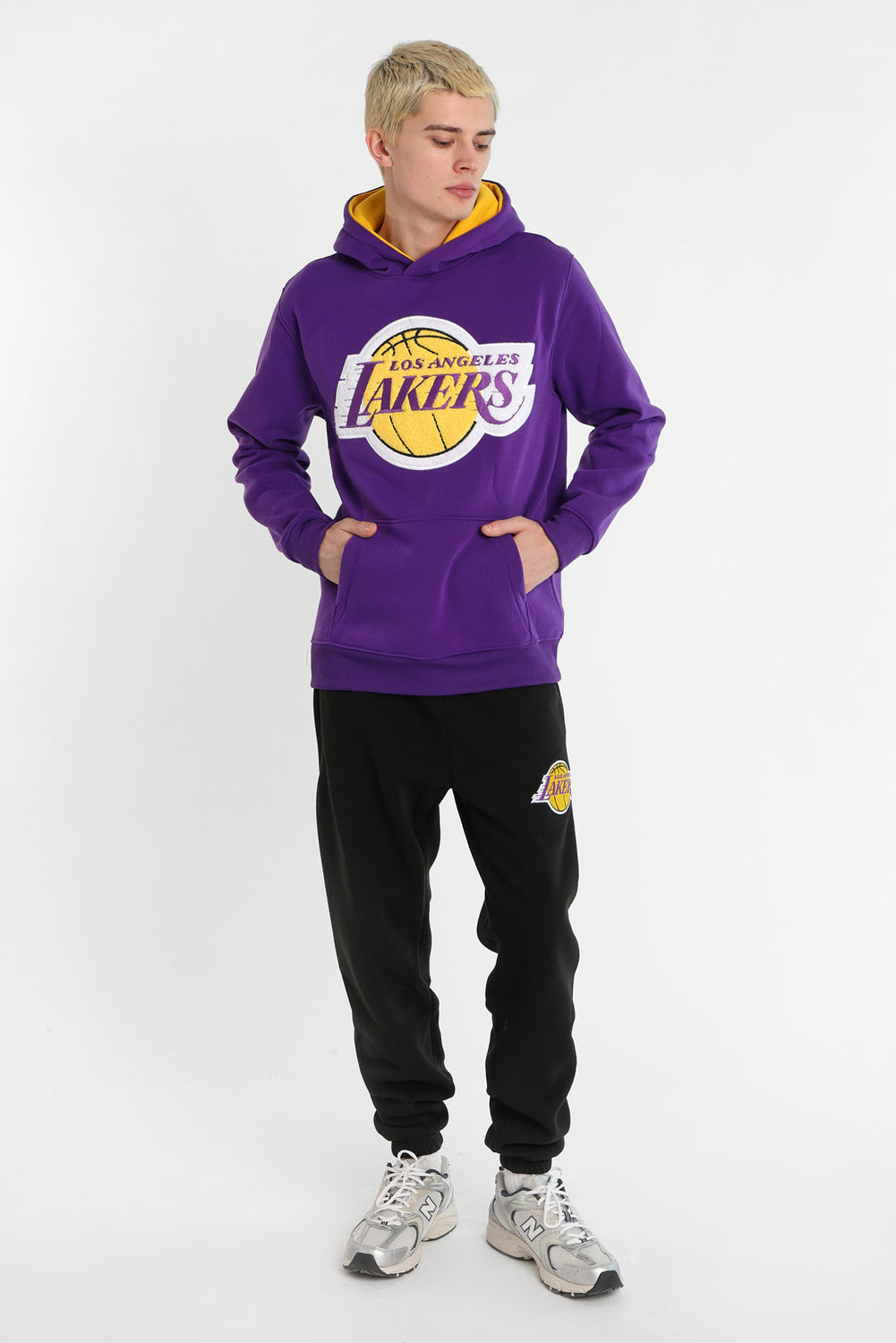 Los Angeles Lakers Chenille Contrast Hoodie Los Angeles Lakers Chenille Contrast Hoodie