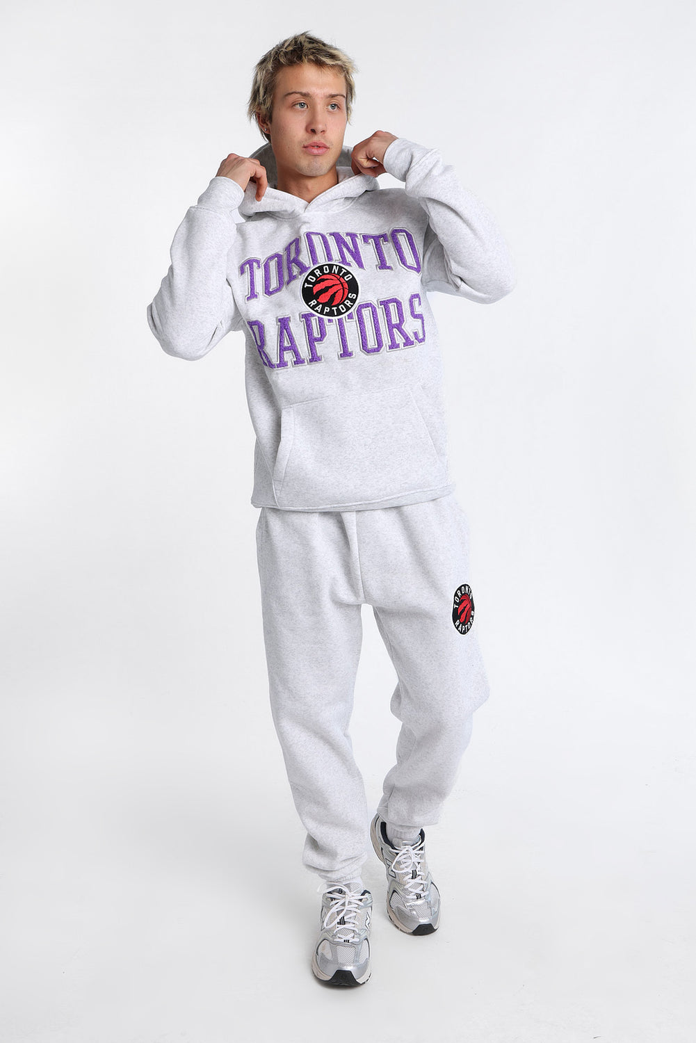 Toronto Raptors Chenille Logo Hoodie Toronto Raptors Chenille Logo Hoodie