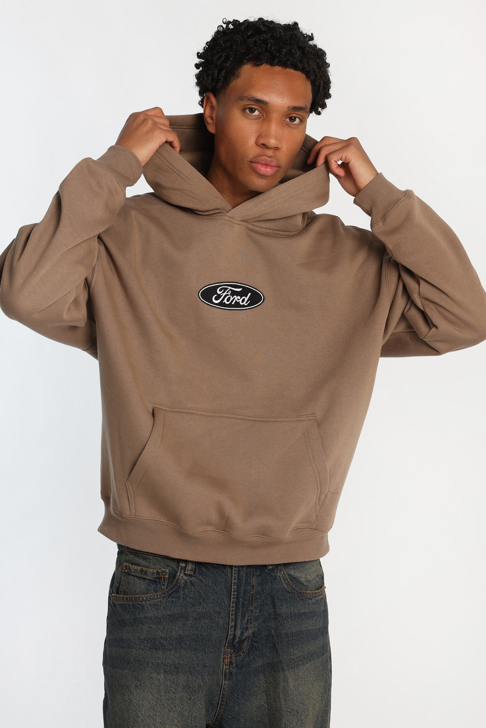 Haut à capuchon Ford Mustang brodé Haut à capuchon Ford Mustang brodé