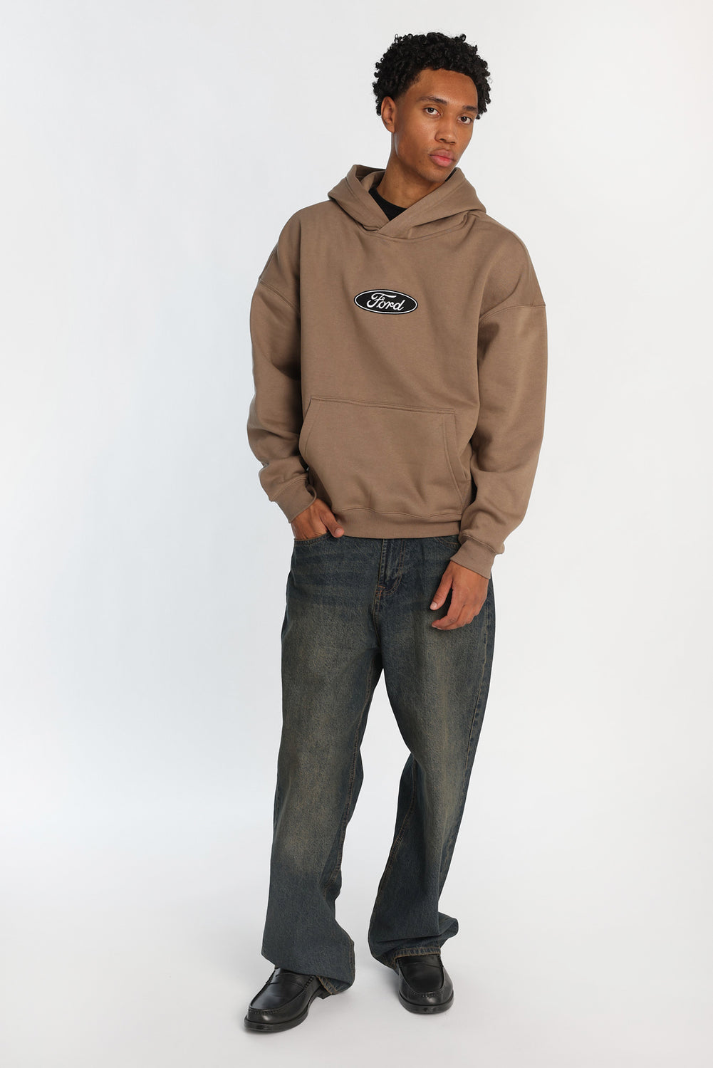 Haut à capuchon Ford Mustang brodé Haut à capuchon Ford Mustang brodé