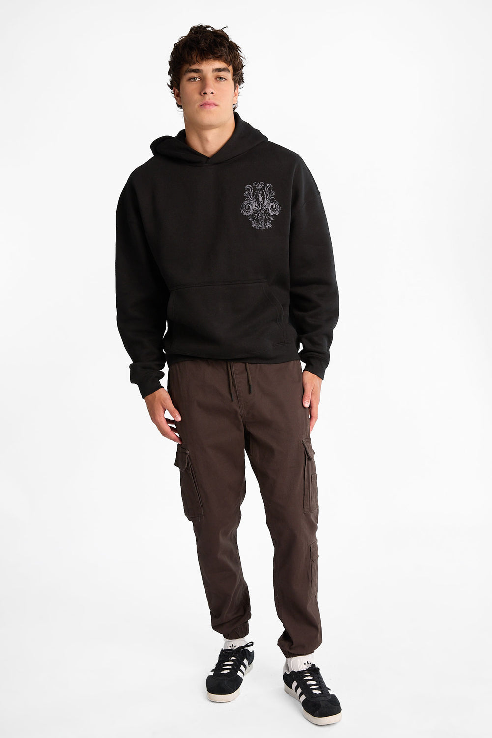 Jogger cargo en sergé coupe ample Jogger cargo en sergé coupe ample