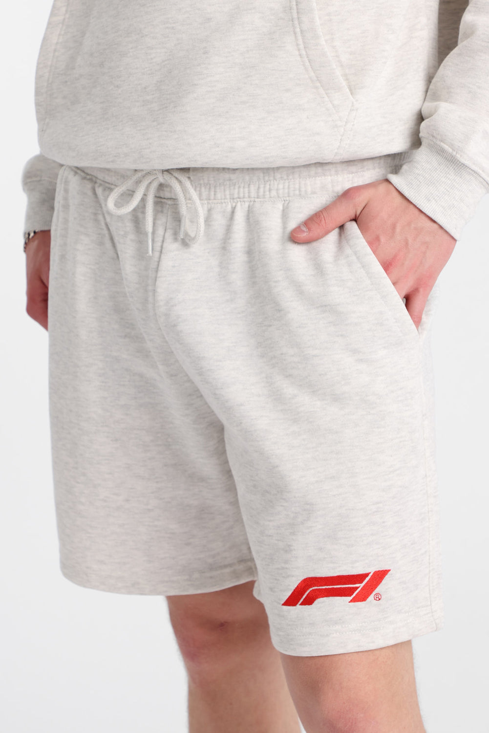 Short en molleton F1 brodé Short en molleton F1 brodé
