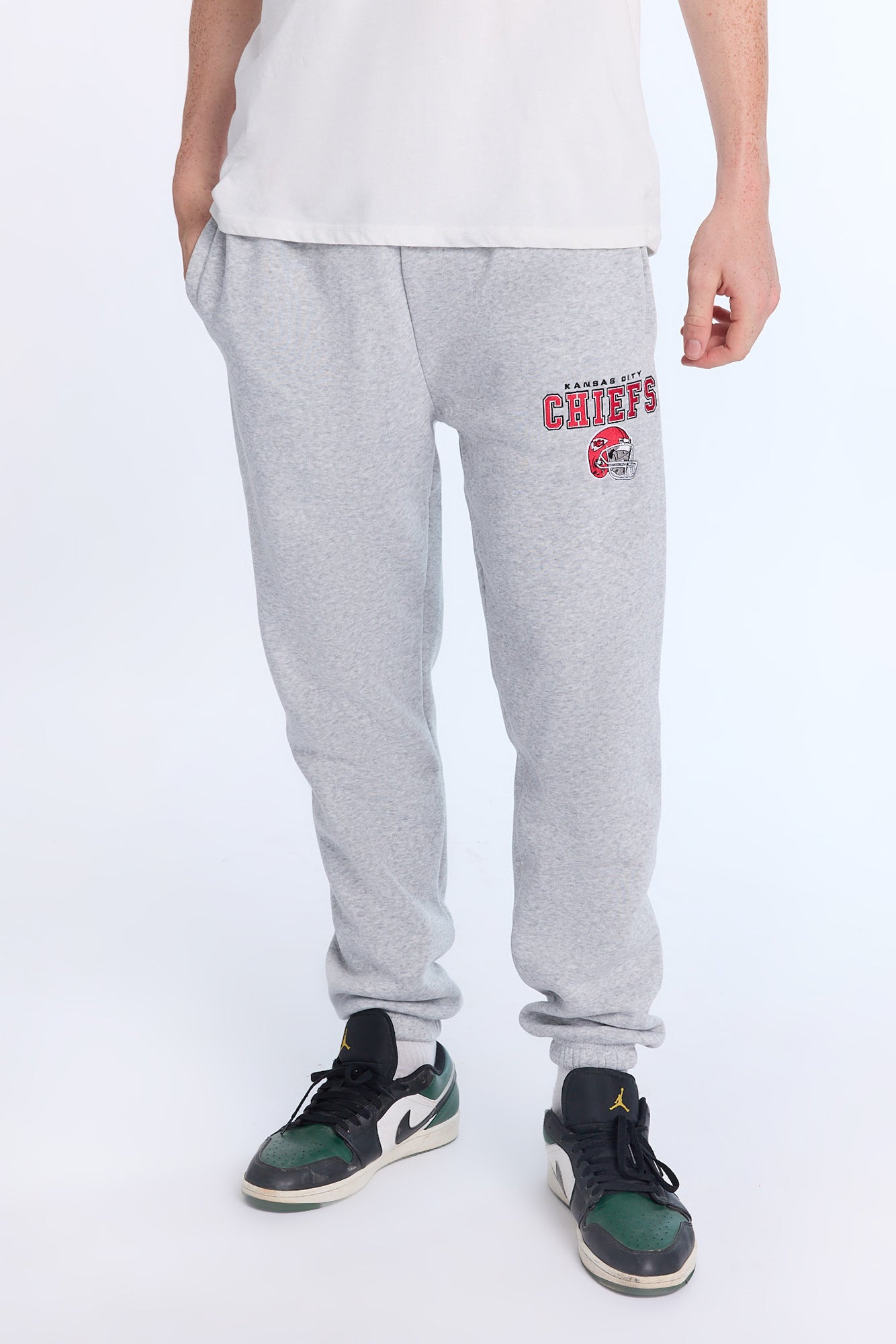 Kansas City Chiefs Embroidered Sweatpants - Heather Grey /
