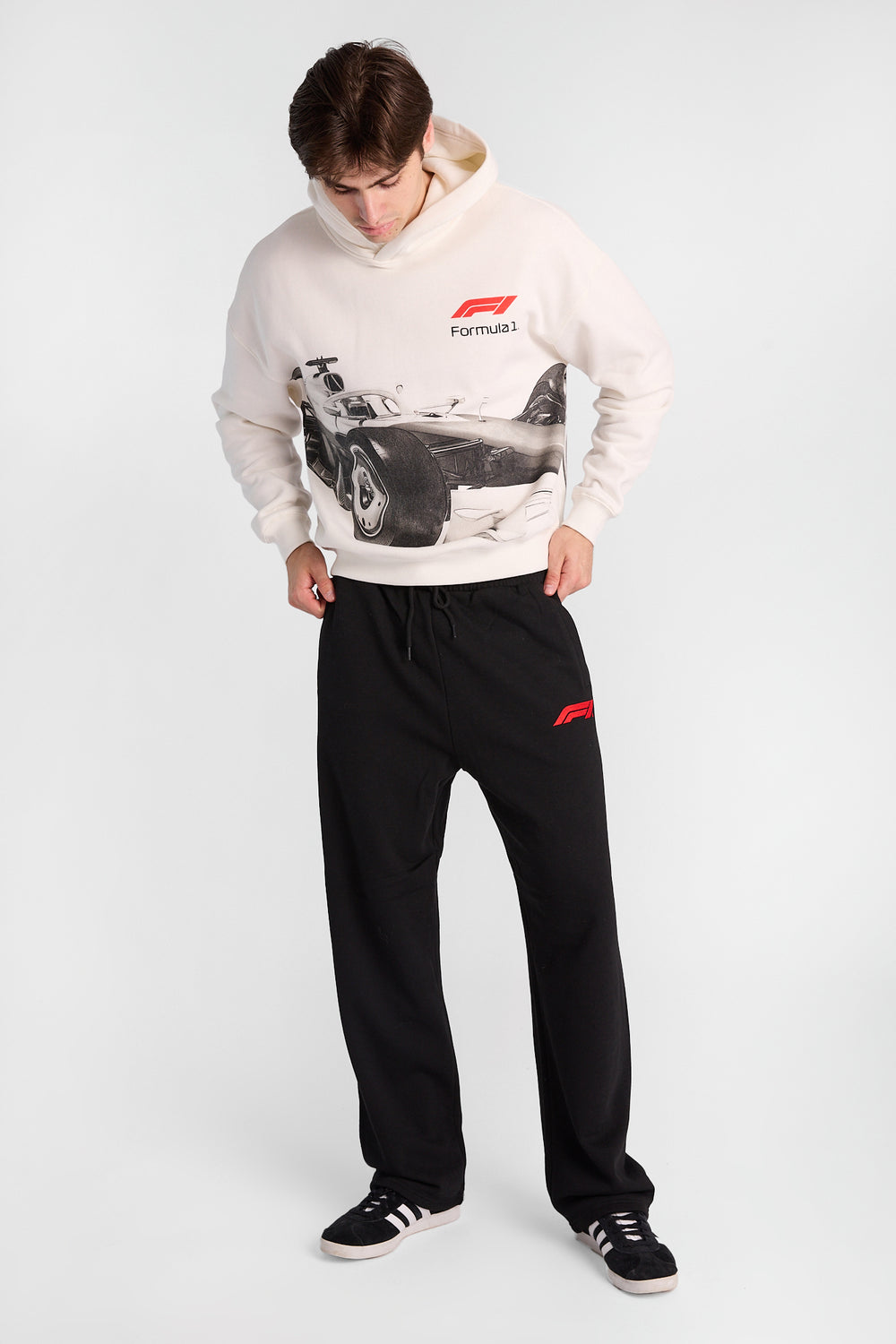 Pantalon en molleton brodé Formula 1 Pantalon en molleton brodé Formula 1