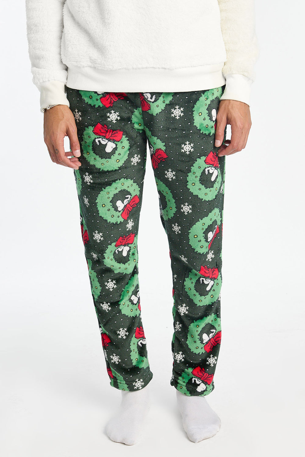 Mens Peanuts Snoopy Wreath Plush Pajama pant Mens Peanuts Snoopy Wreath Plush Pajama pant