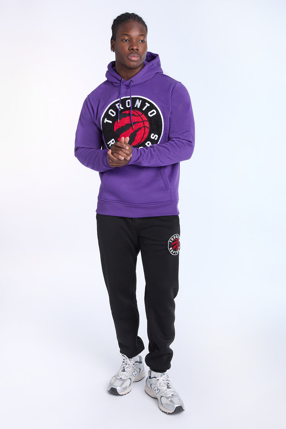 Haut à capuchon violet logo chenille Raptors homme Haut à capuchon violet logo chenille Raptors homme
