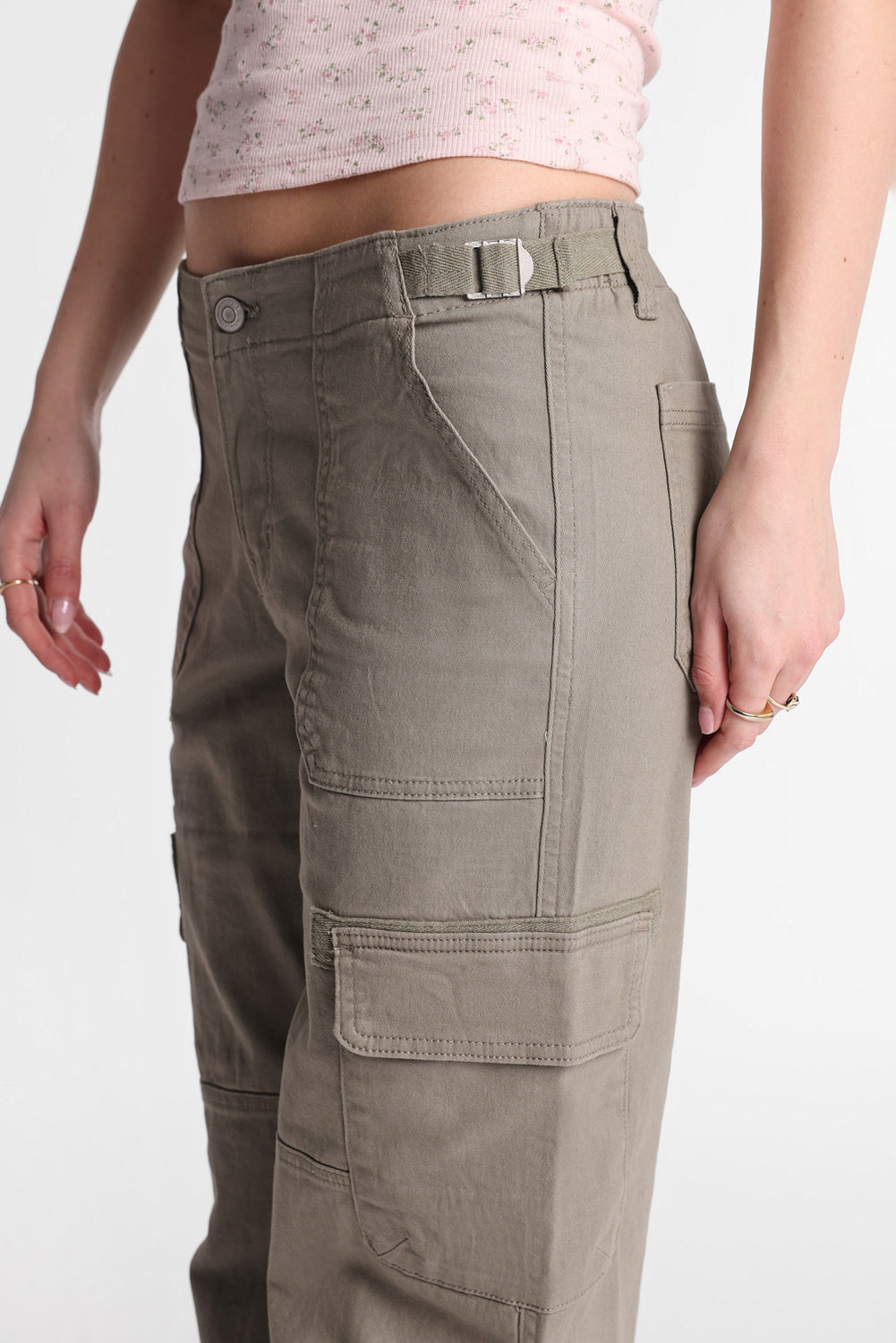 AERO Low Rise Baggy Cargo Twill Pants AERO Low Rise Baggy Cargo Twill Pants