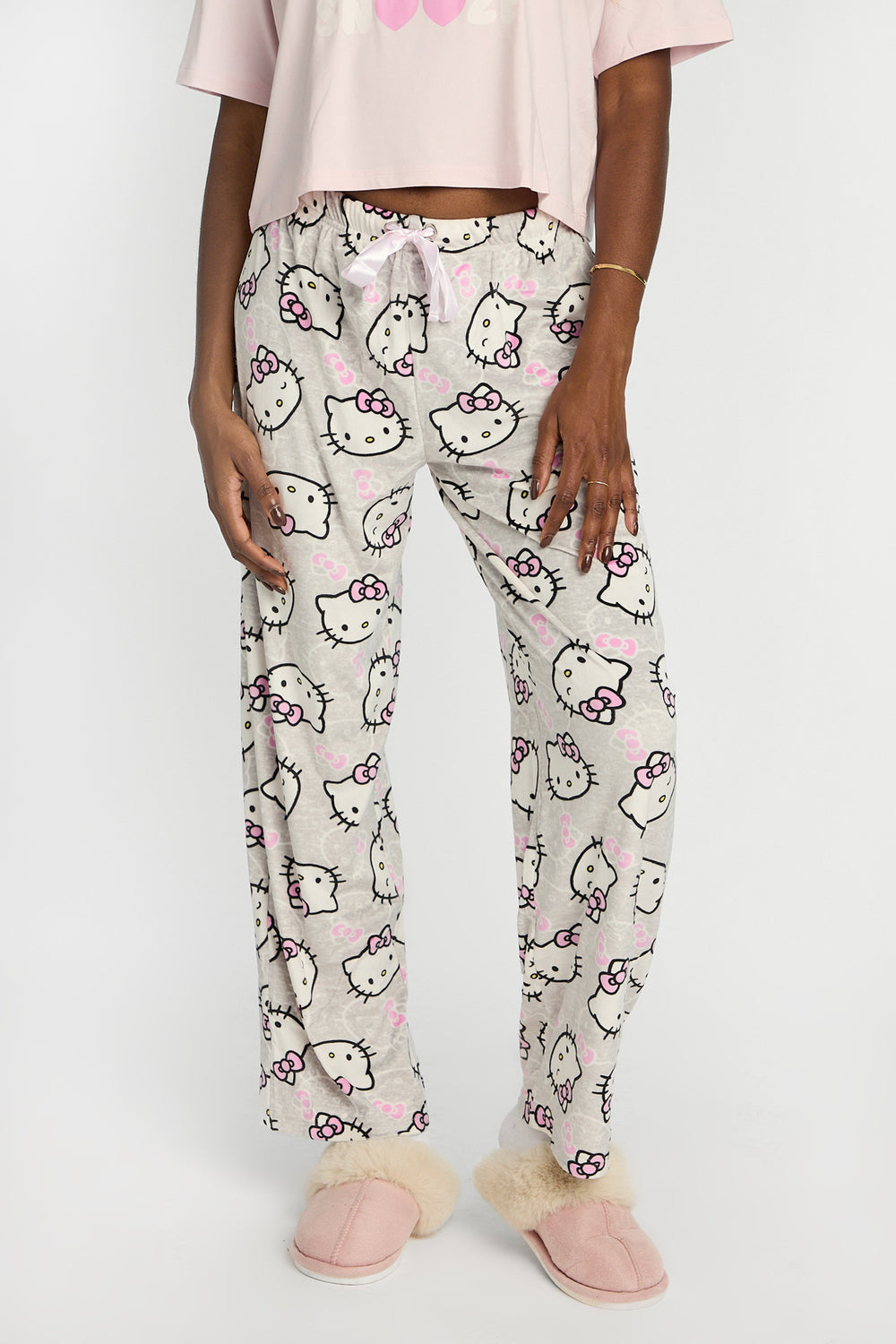 Hello Kitty Snooze 2-Piece Pajama Tee & Velour Pajama Pants Set Hello Kitty Snooze 2-Piece Pajama Tee & Velour Pajama Pants Set