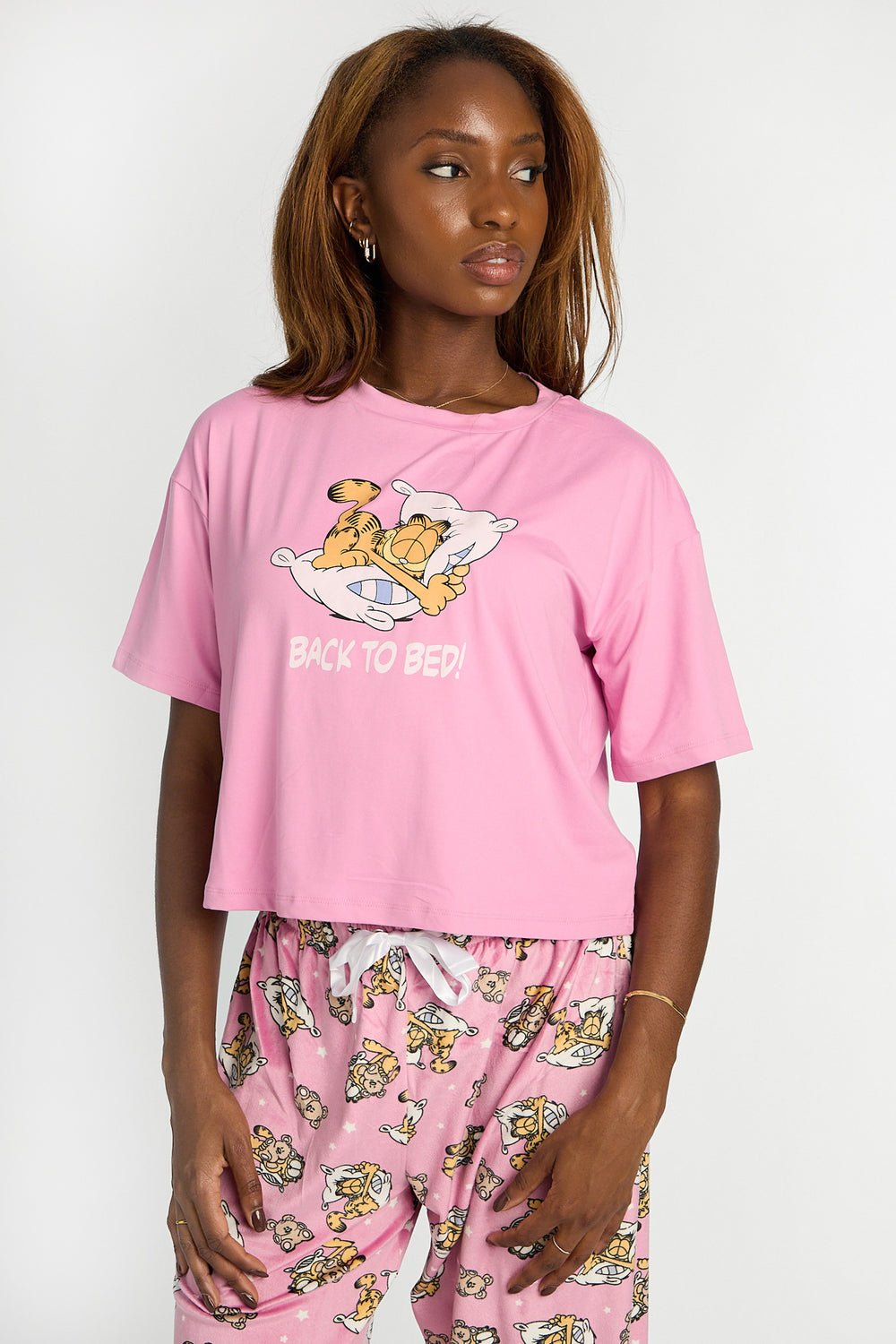 Garfield 2-Piece Pajama Tee & Velour Pajama Pants Set Garfield 2-Piece Pajama Tee & Velour Pajama Pants Set