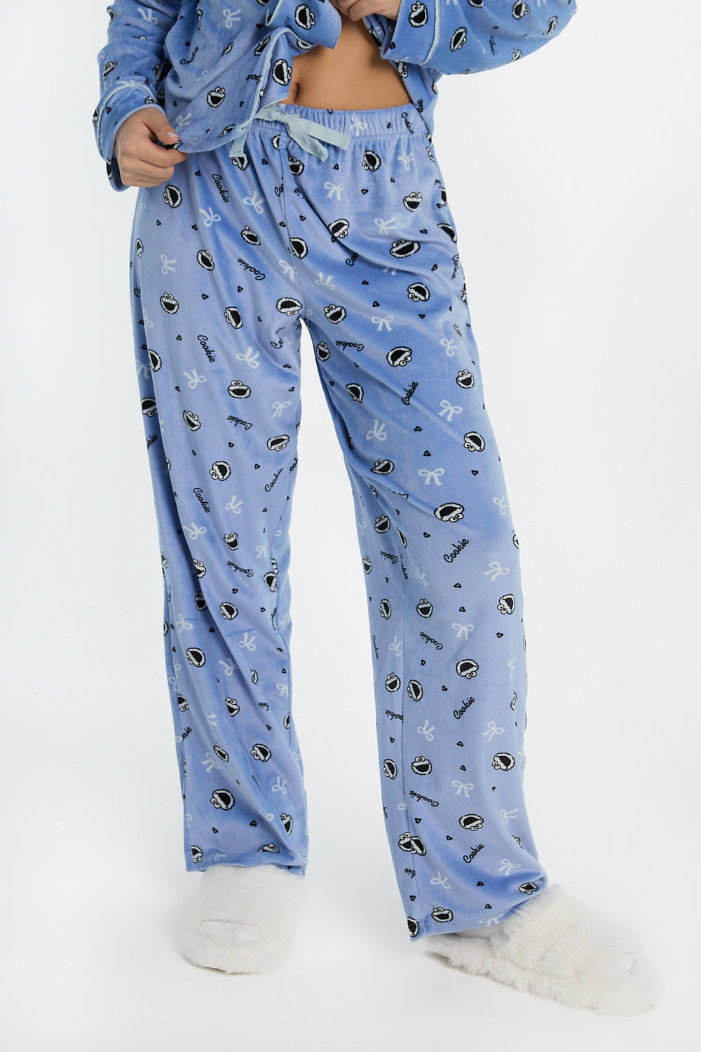 Cookie Monster Velour 2-Piece Pajama Shirt & Pant Set Cookie Monster Velour 2-Piece Pajama Shirt & Pant Set
