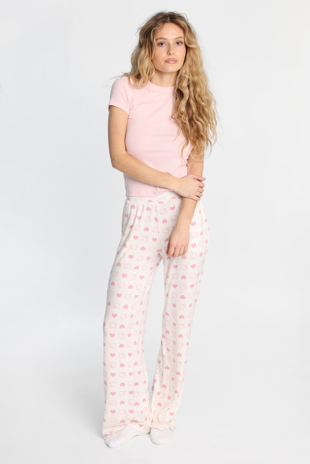 Hello Kitty Heart Super Soft Wide Leg Pajama Pants Hello Kitty Heart Super Soft Wide Leg Pajama Pants