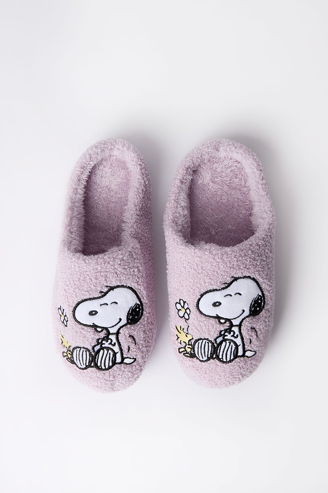 Peanuts Snoopy Plush Slippers - Lilac /