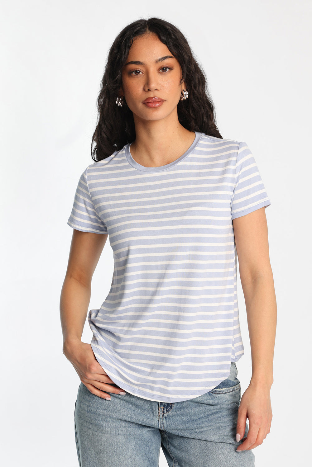 Aéropostale Short Sleeve Crew Neck Tee Aéropostale Short Sleeve Crew Neck Tee