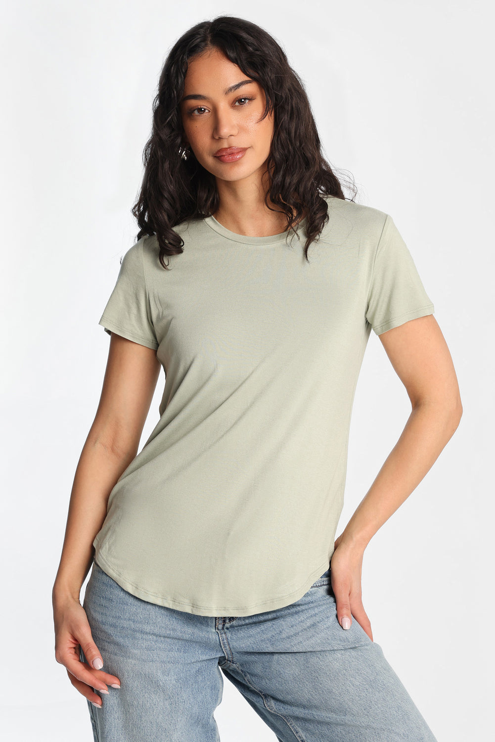 Aéropostale Short Sleeve Crew Neck Tee Aéropostale Short Sleeve Crew Neck Tee