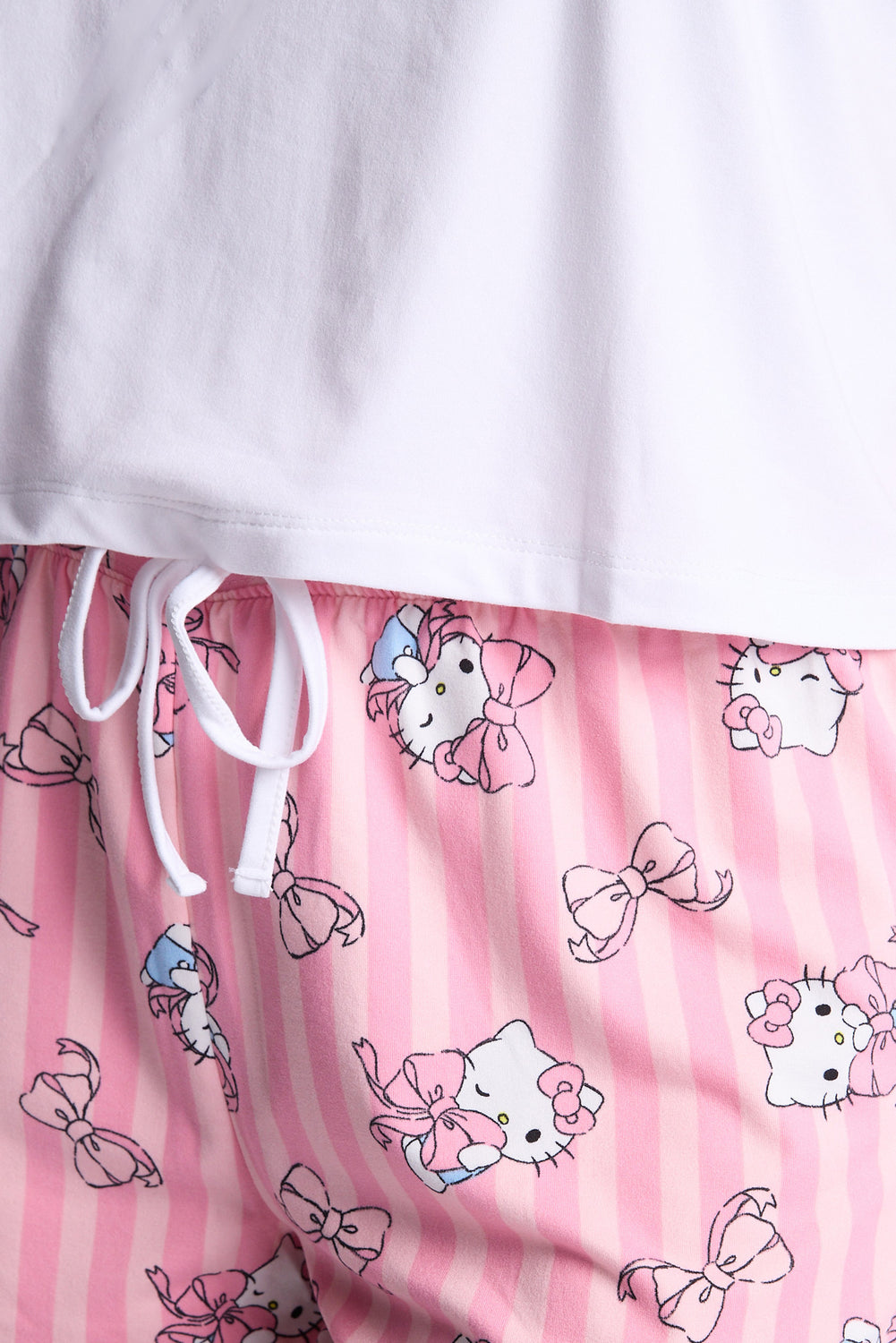 Hello Kitty Bow 2-Piece Pajama Tee & Short Set Hello Kitty Bow 2-Piece Pajama Tee & Short Set