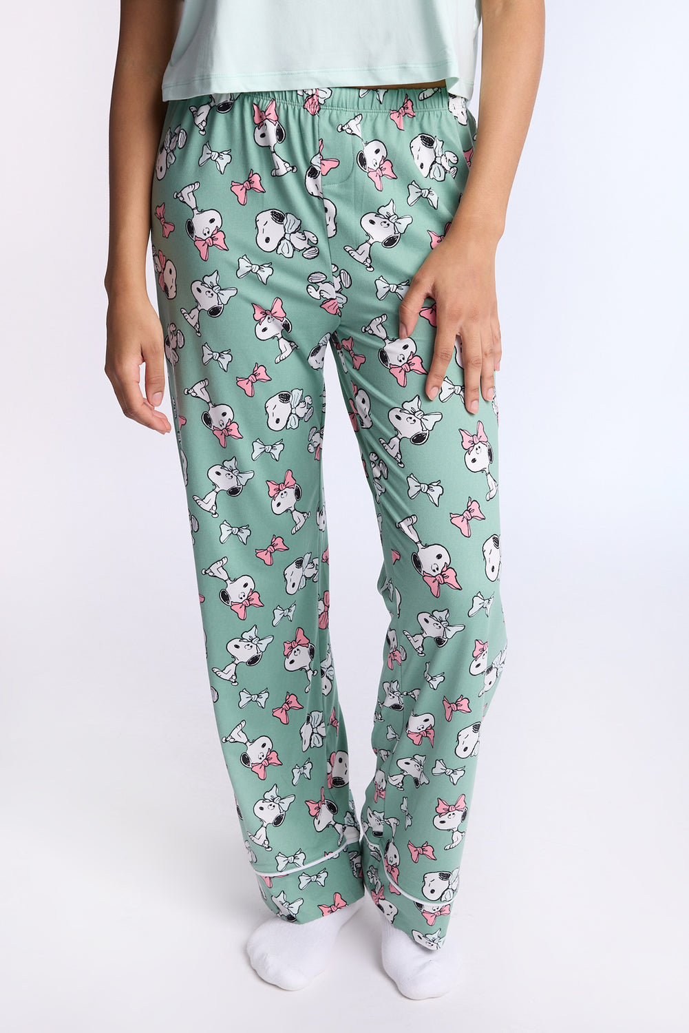 Snoopy Bow 2-Piece Pajama Tee & Pant Set Snoopy Bow 2-Piece Pajama Tee & Pant Set