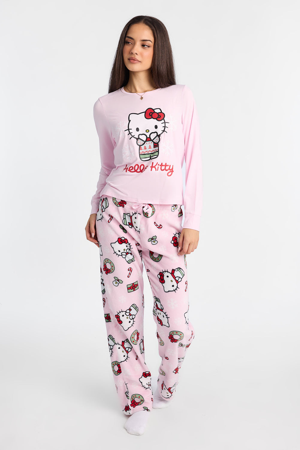 Hello Kitty Snowflakes 2-Piece Pajama Set Hello Kitty Snowflakes 2-Piece Pajama Set