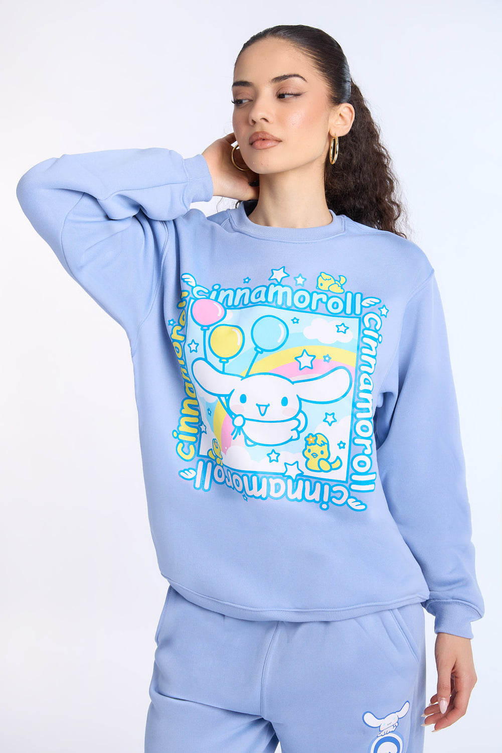 Cinnamoroll Graphic Crewneck Sweatshirt Cinnamoroll Graphic Crewneck Sweatshirt