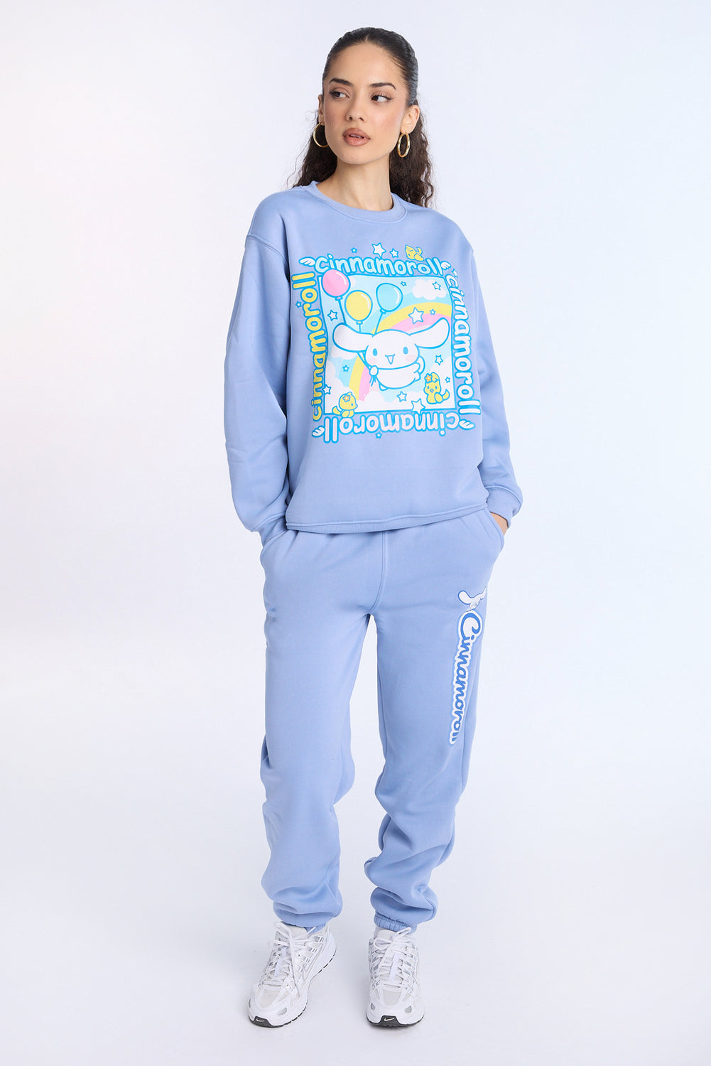 Cinnamoroll Graphic Crewneck Sweatshirt Cinnamoroll Graphic Crewneck Sweatshirt