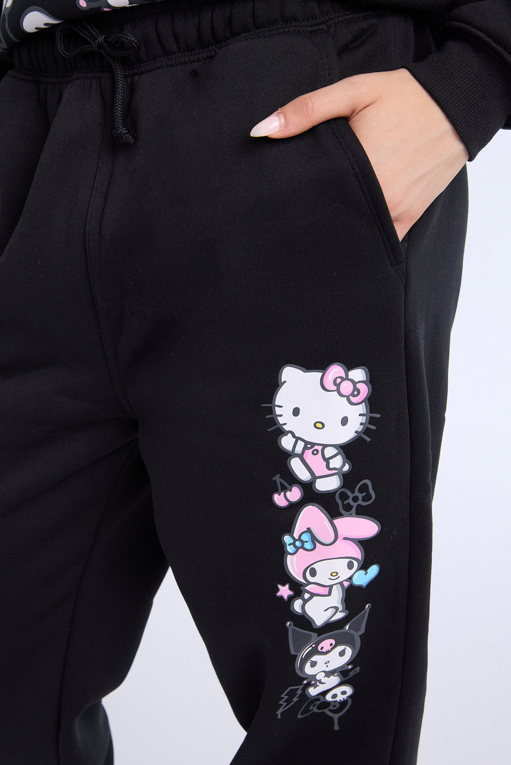 Hello Kitty & Friends Graphic Sweatpant Hello Kitty & Friends Graphic Sweatpant