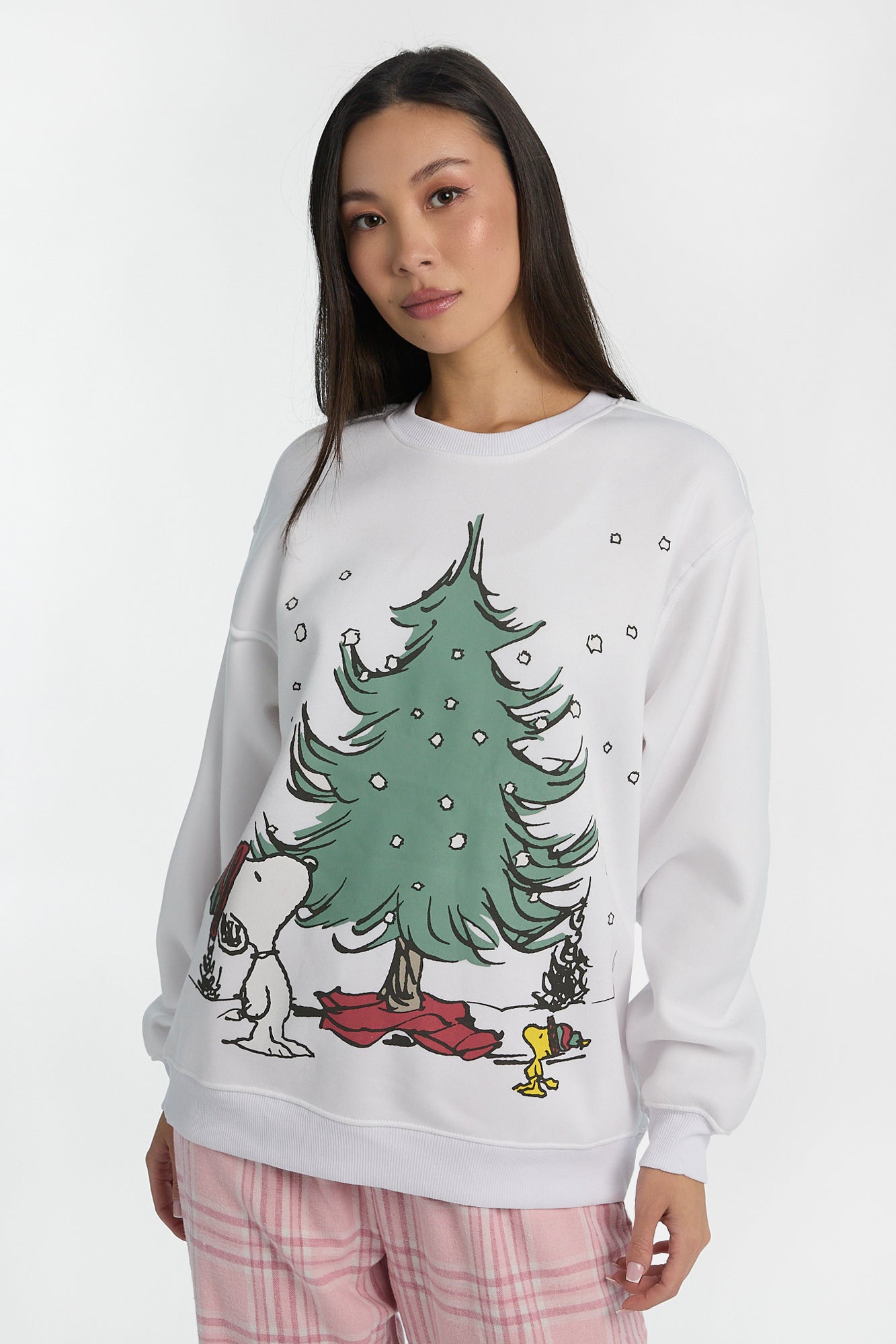 Peanuts Snoopy Christmas Tree Graphic Crewneck Sweatshirt - White /