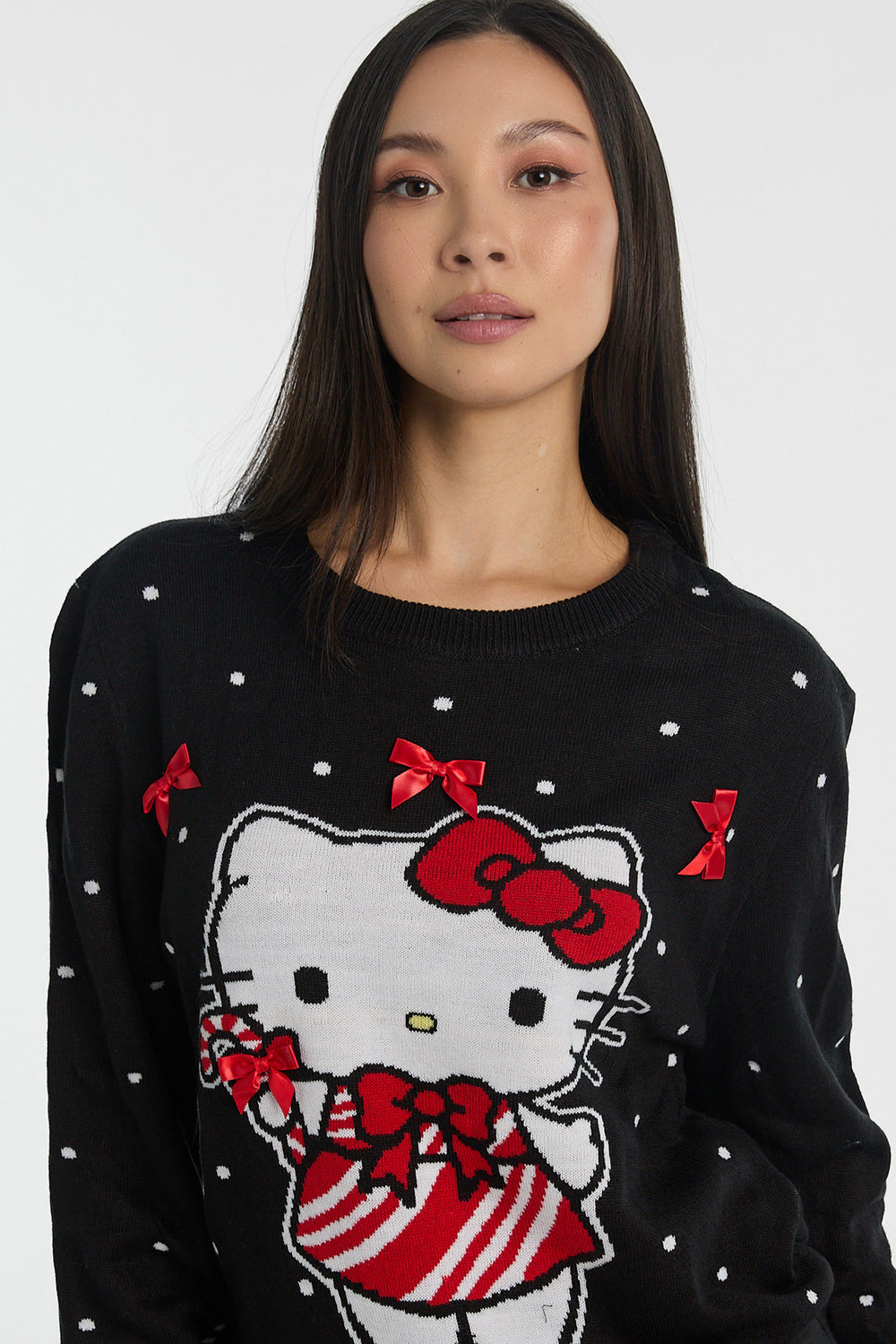 Chandail ras du cou imprimé Hello Kitty Chandail ras du cou imprimé Hello Kitty