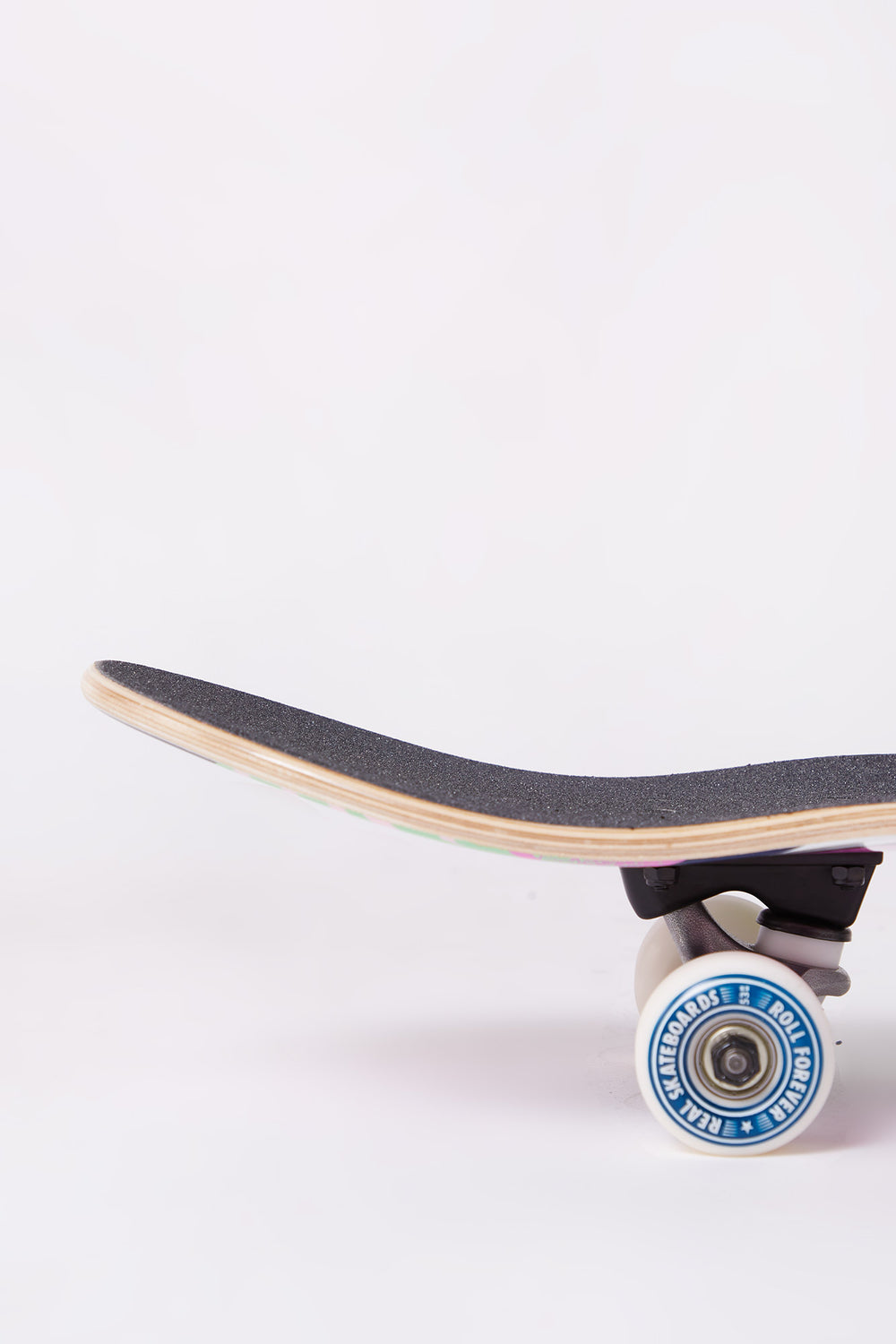 Real Outrun Oval Skateboard 8